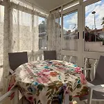 2 Bedroom Stunning In *