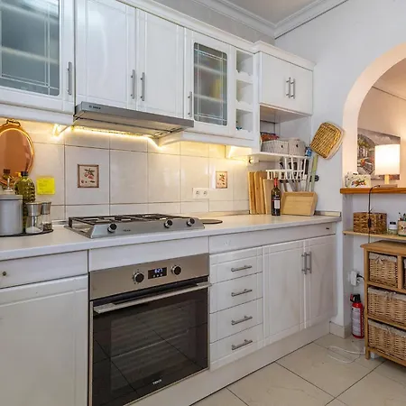 2 Bedroom Stunning In