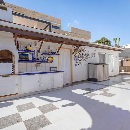 Holiday home 2 Bedroom Stunning In