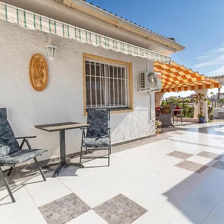 2 Bedroom Stunning In Holiday home *