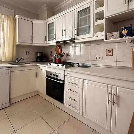 2 Bedroom Stunning In Torrevieja