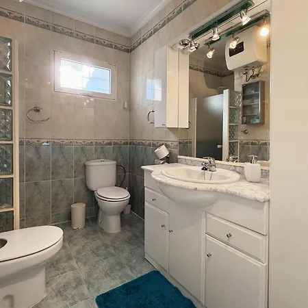 2 Bedroom Stunning In Feriehus Torrevieja
